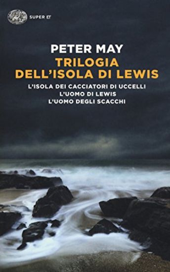 Immagine di TRILOGIA DELL`ISOLA DI LEWIS: L`ISOLA DEI CACCIATORI D`UCCELLI-L`UOMO DI LEWIS-L`UOMO DEGLI SCACCHI