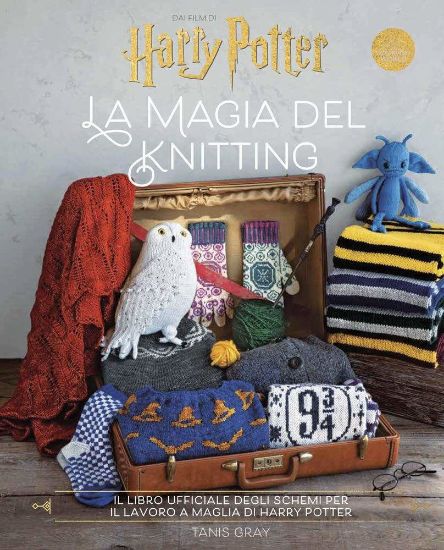 Immagine di HARRY POTTER: LA MAGIA DEL KNITTING. IL LIBRO UFFICIALE DEGLI SCHEMI PER IL LAVORO A MAGLIA