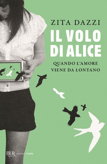 Immagine di VOLO DI ALICE. QUANDO L`AMORE VIENE DA LONTANO (IL)